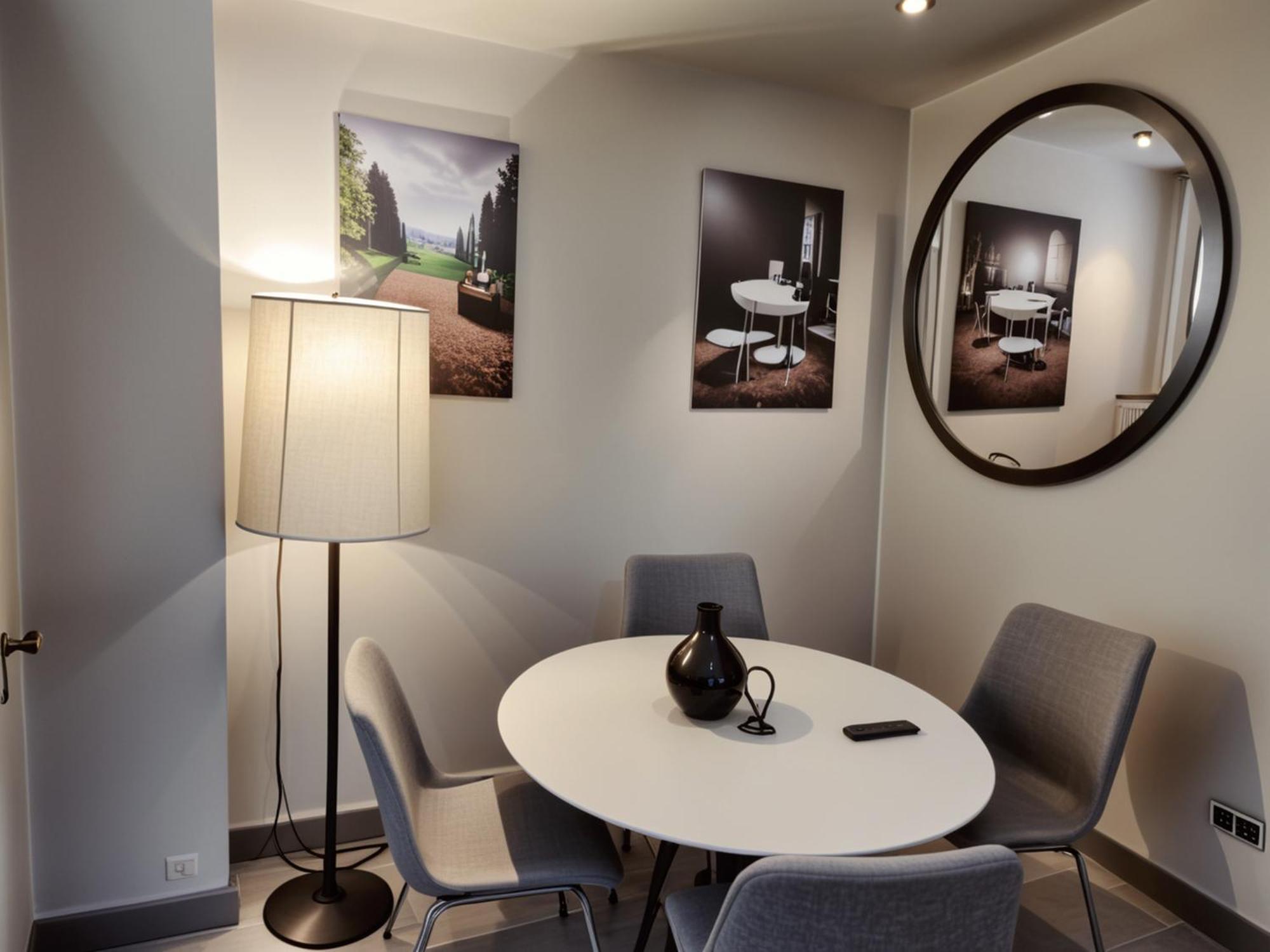 Stayspro - Angeles Hollywood Homes Aparthotel *